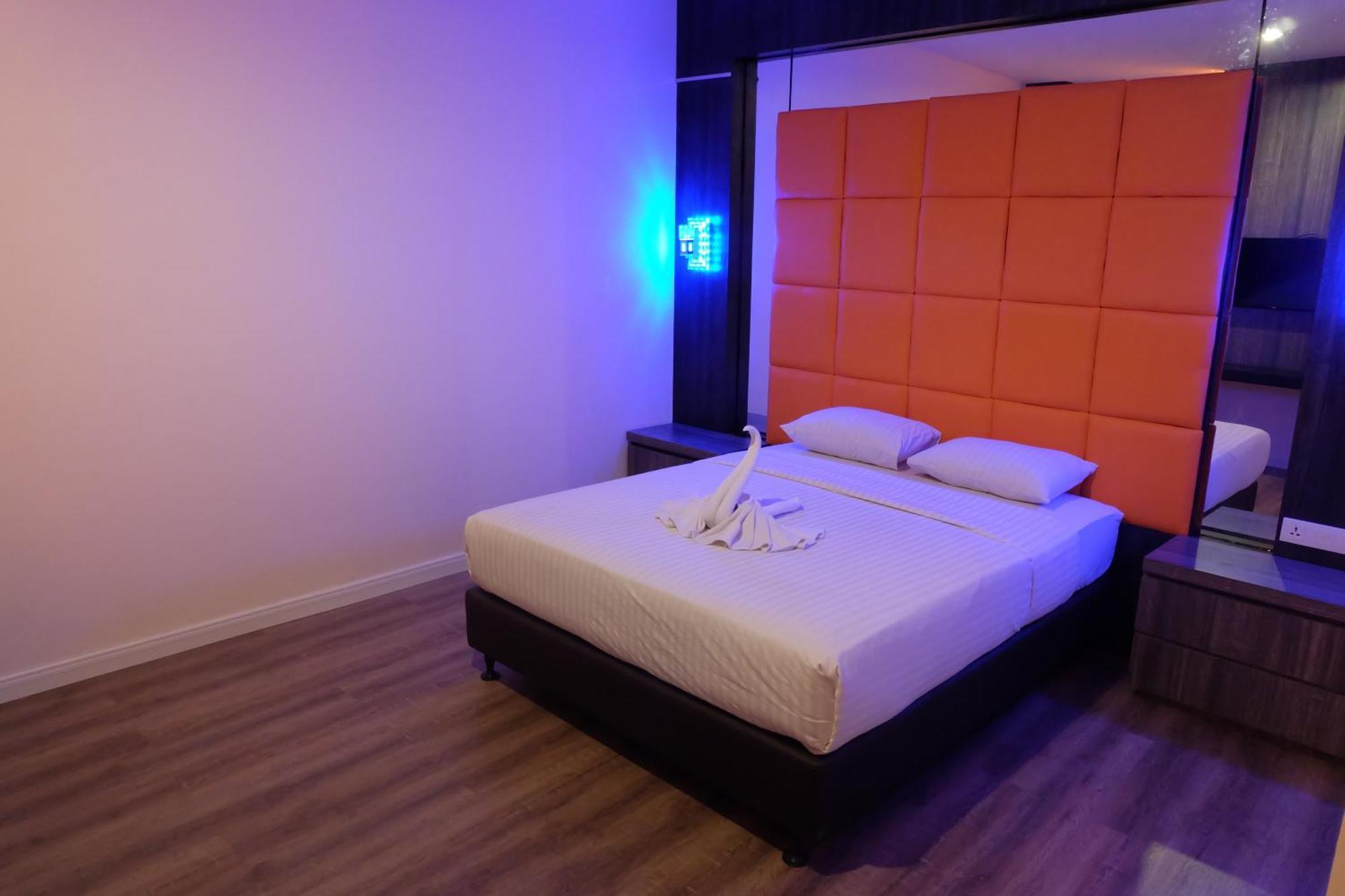 Hotel My Home Sintang Ngoại thất bức ảnh